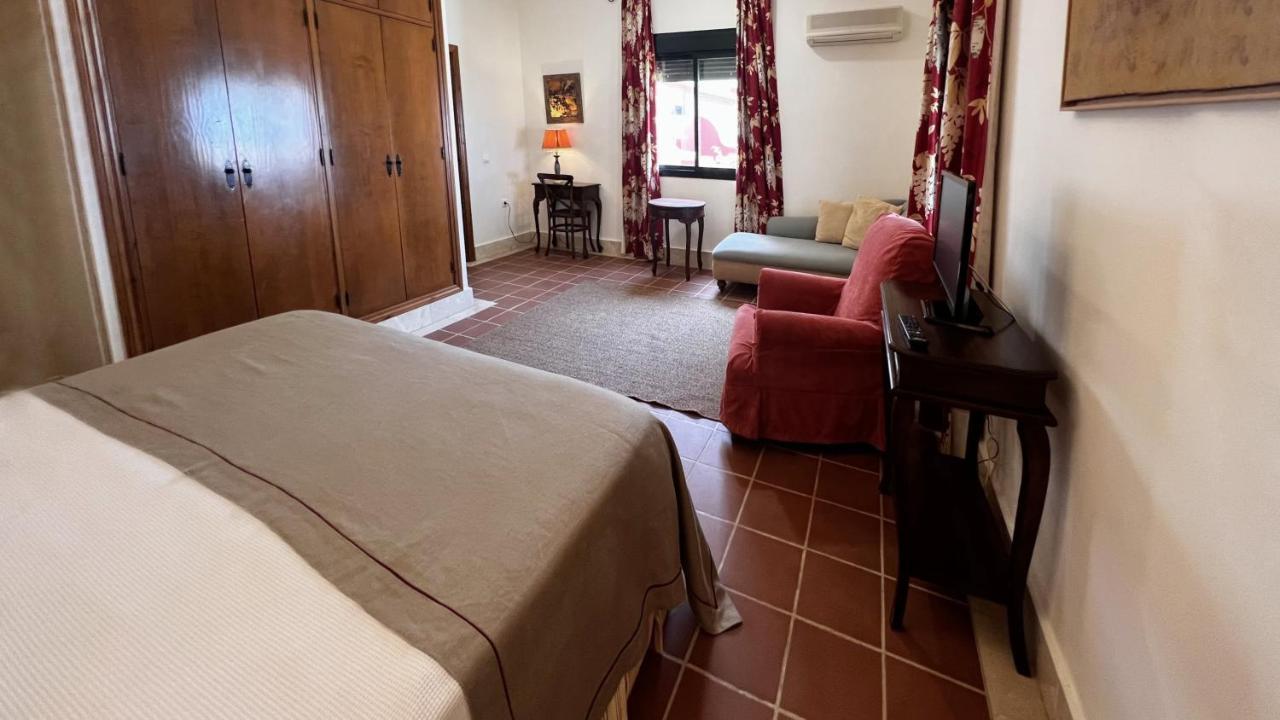 Hotel Sindhura Vejer de la Frontera Bagian luar foto