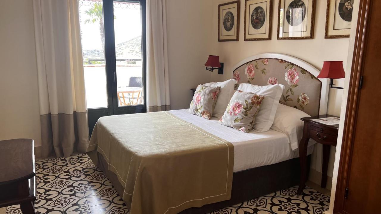 Hotel Sindhura Vejer de la Frontera Bagian luar foto