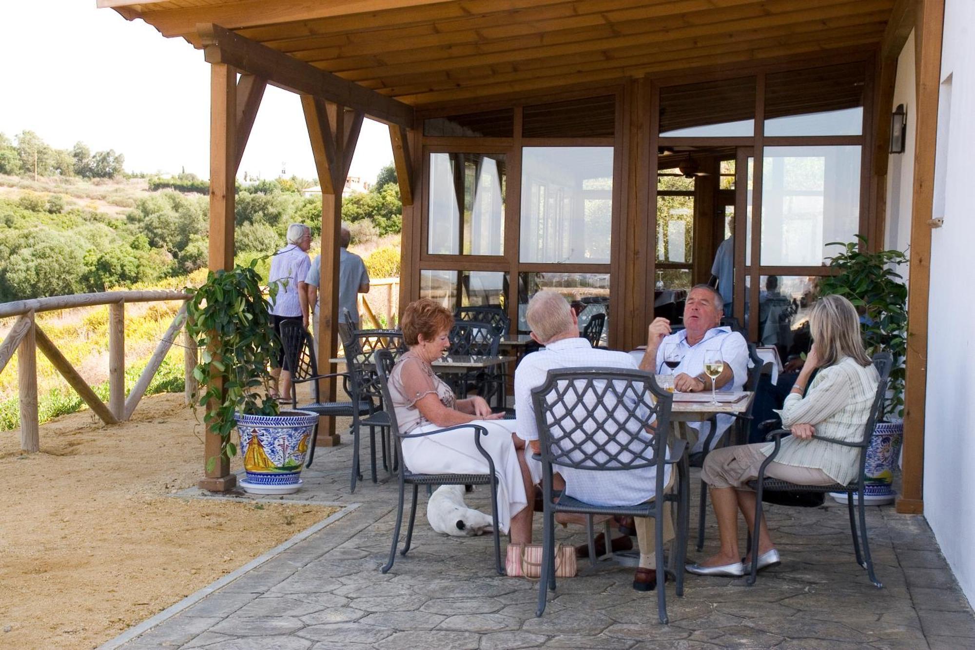 Hotel Sindhura Vejer de la Frontera Bagian luar foto